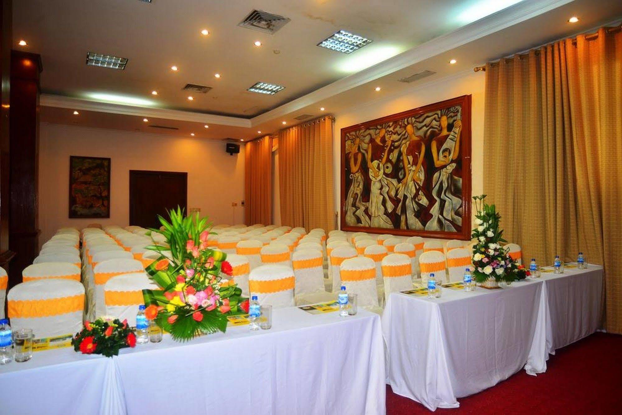 Central Hotel Quảng Ngãi Exterior foto